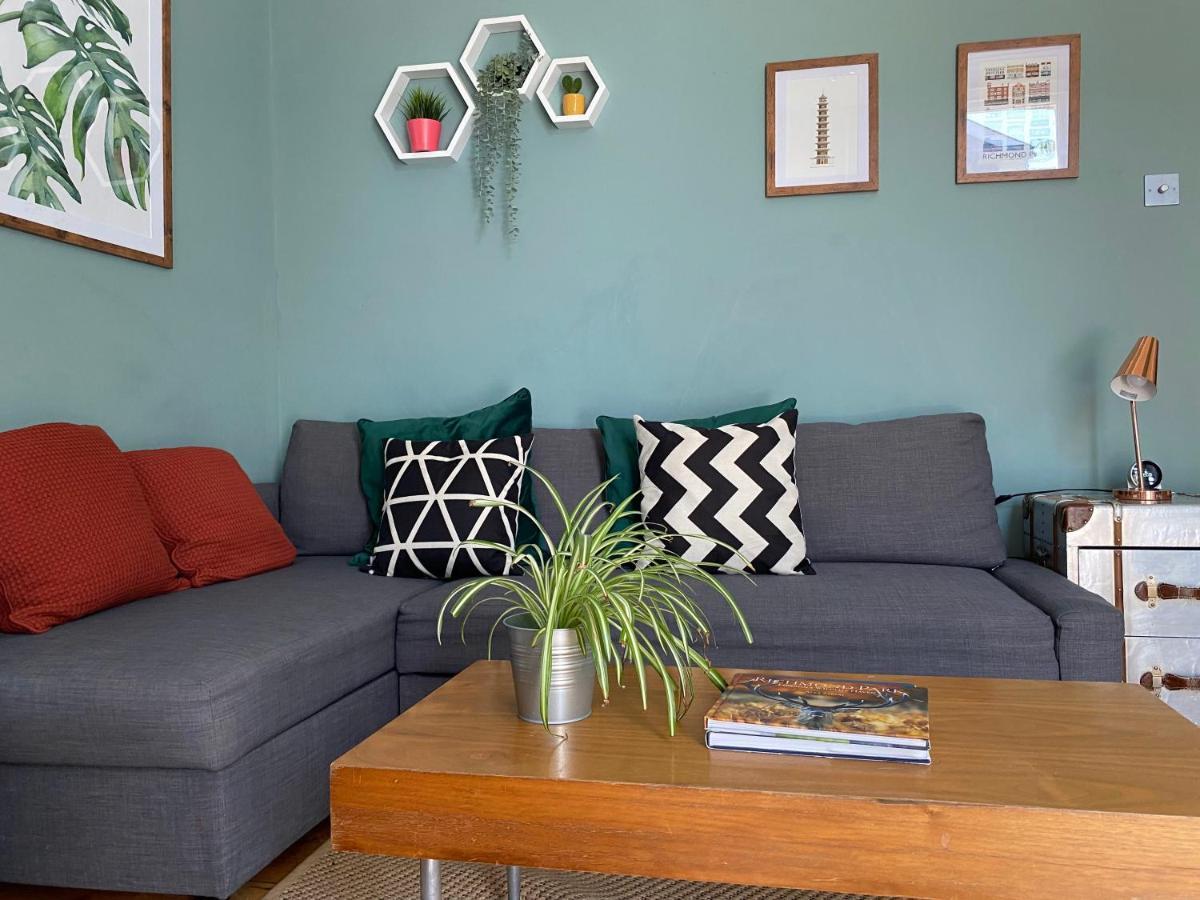 Richmond & Kew Gardens Cozy Garden Flat By The Pagoda Екстериор снимка