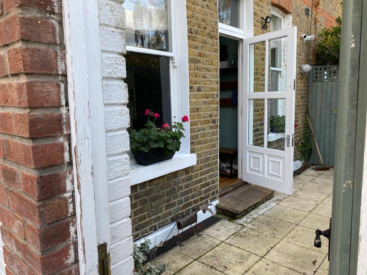 Richmond & Kew Gardens Cozy Garden Flat By The Pagoda Екстериор снимка